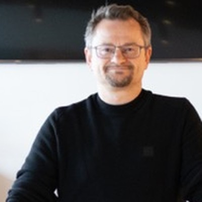 Dr. Florian Maier